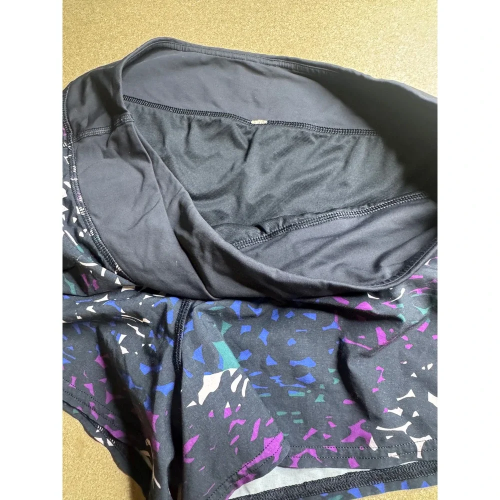 Lululemon Run Speed Shorts Confetti Abstract Print Purple‎ Blue Black Womens 10
